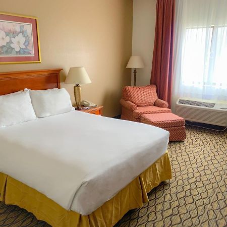 Hotel Baymont By Wyndham Chelsea Zewnętrze zdjęcie